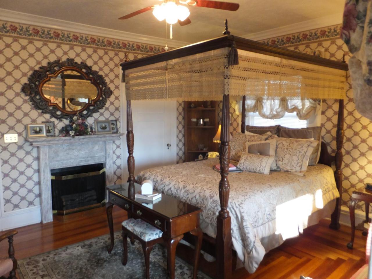 Dickey House Bed And Breakfast Marshfield Exterior foto